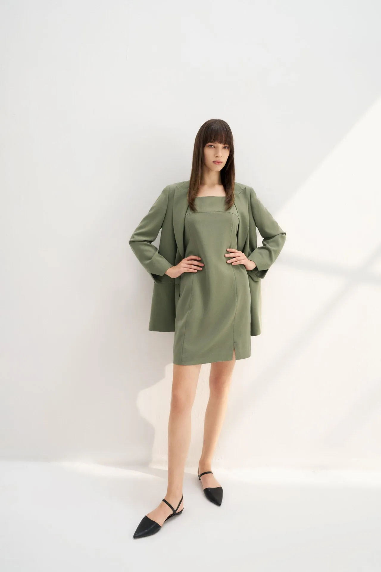 Basic Fitted Strap Dress