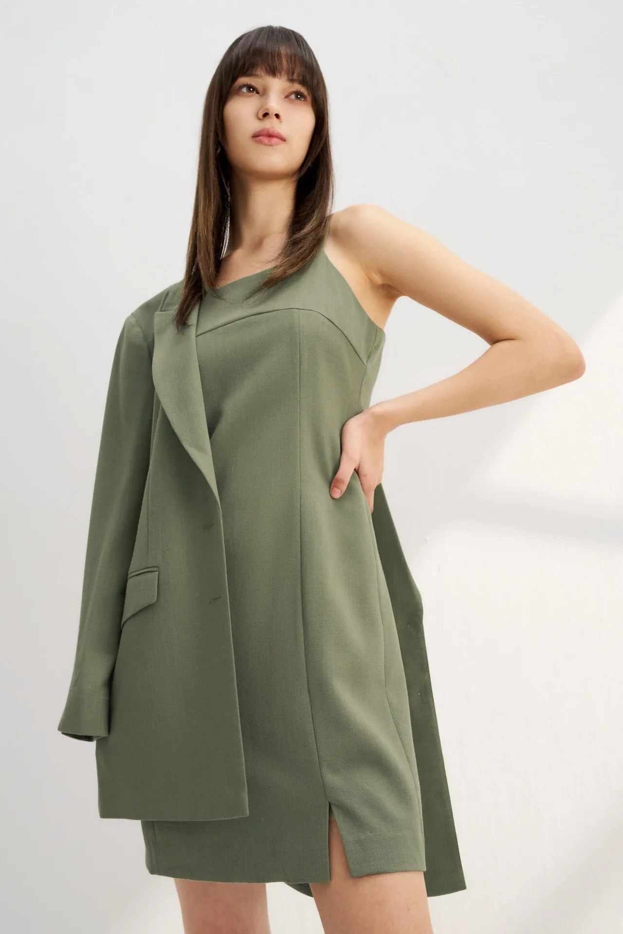 Basic Fitted Strap Dress