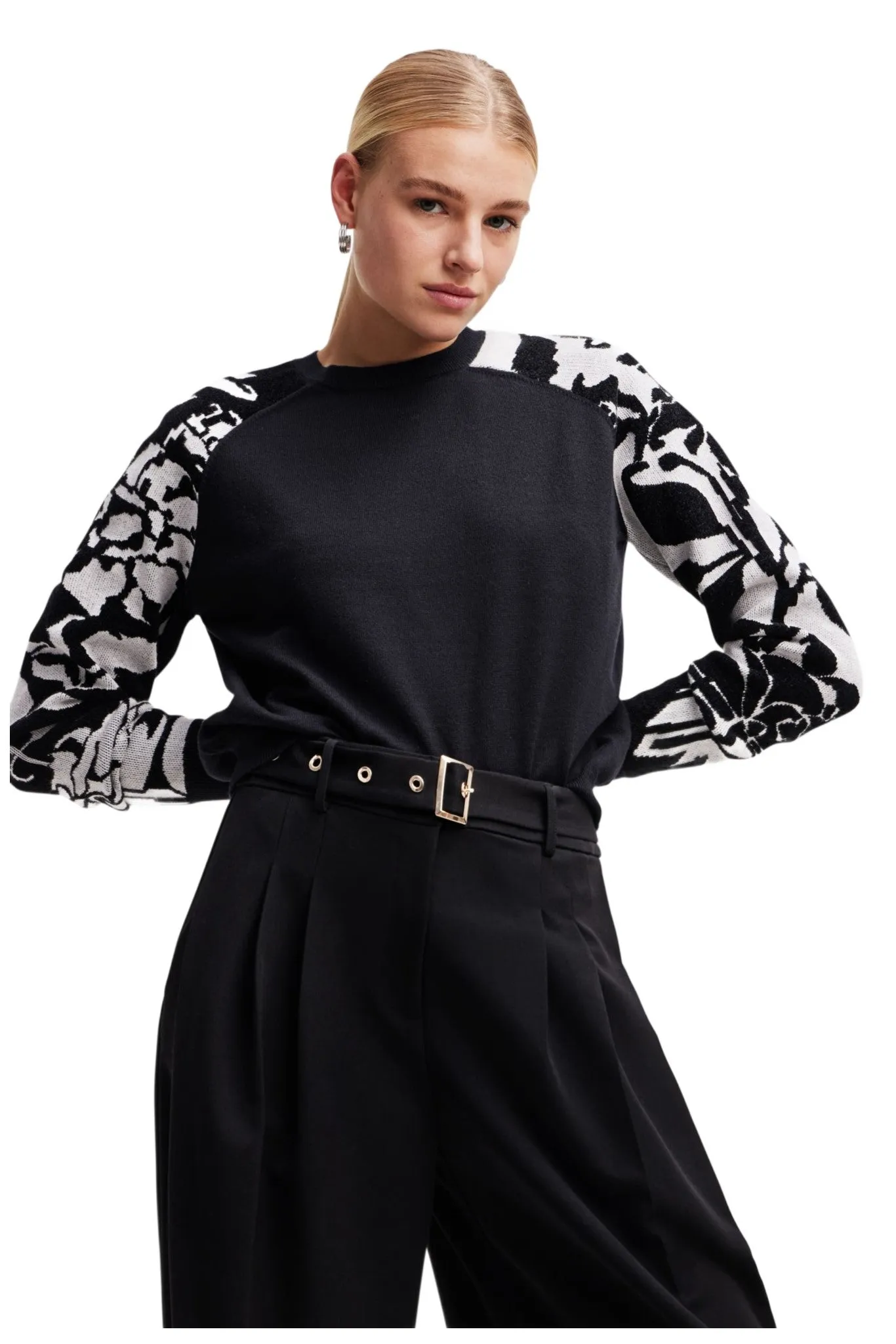 Desigual Limpopo Black Jumper with Contrasting Floral Arms 23WWJF20