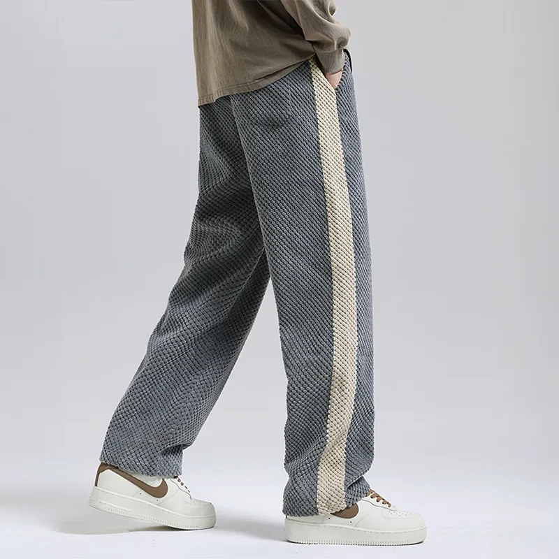 Embossed corduroy jogging pants