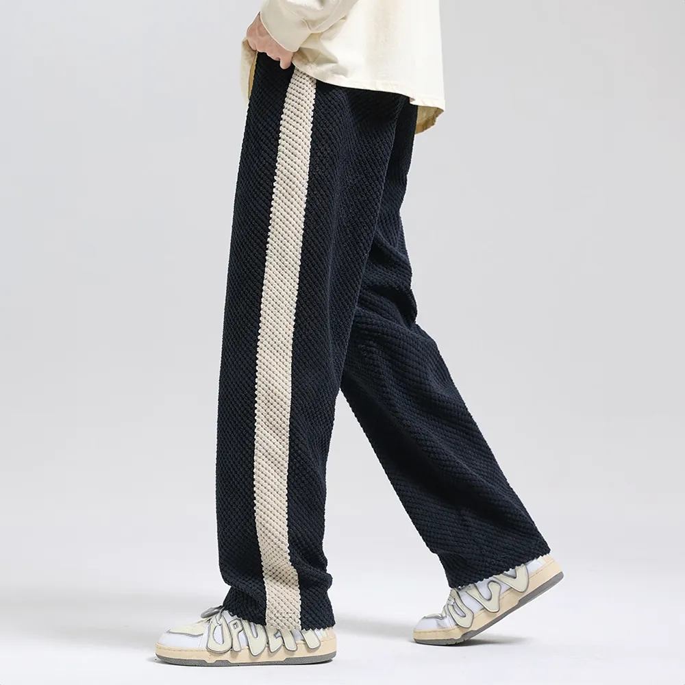 Embossed corduroy jogging pants