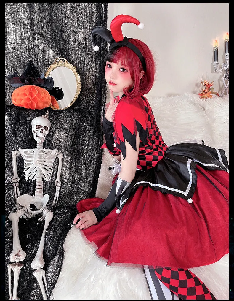 Halloween costume circus clown