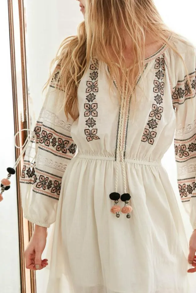 High quality hollow embroidery fringed waist ball strap full sleeve long Bohemia dress