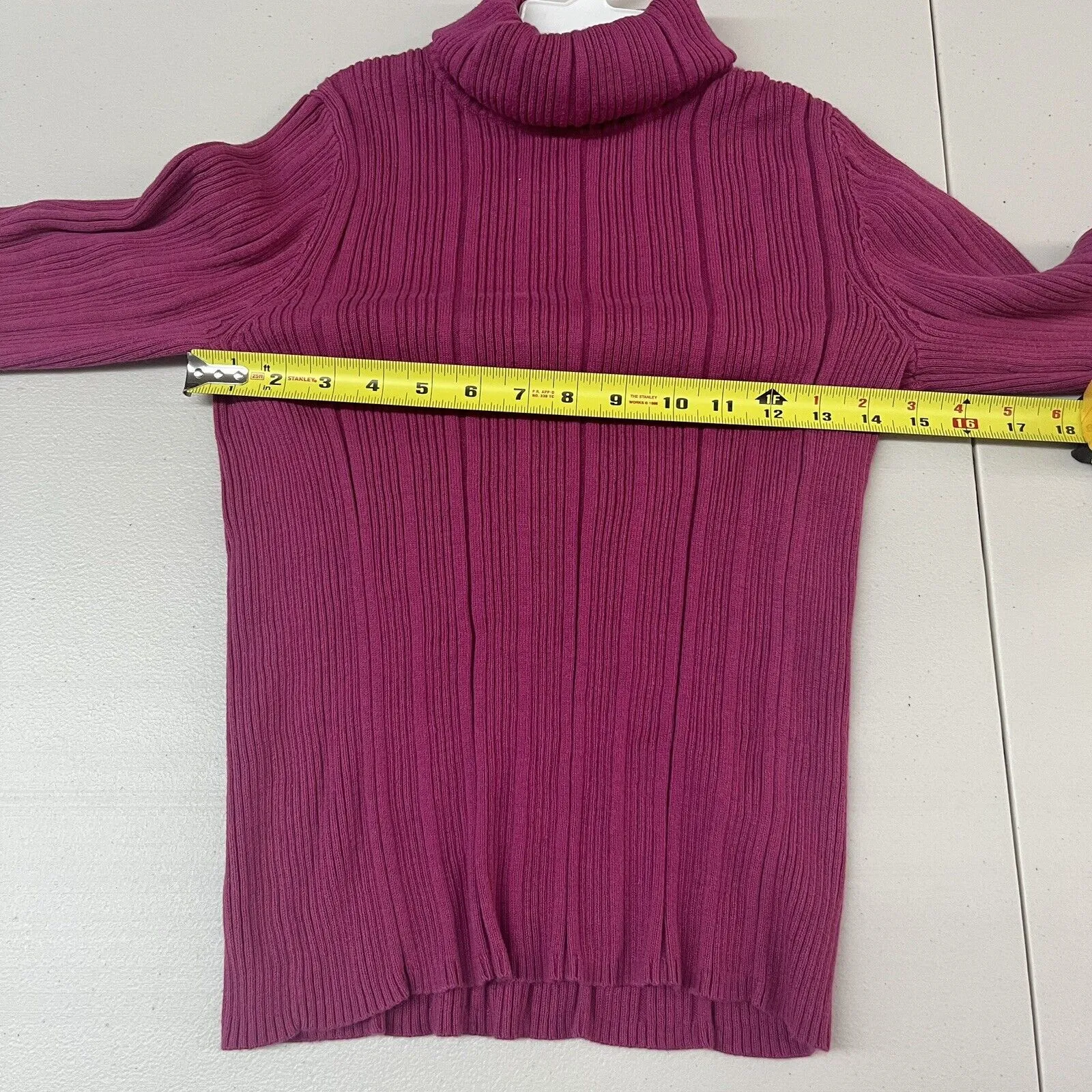 Liz Claiborne Petite Collection Sz M Pink Turtleneck Sweater Vintage