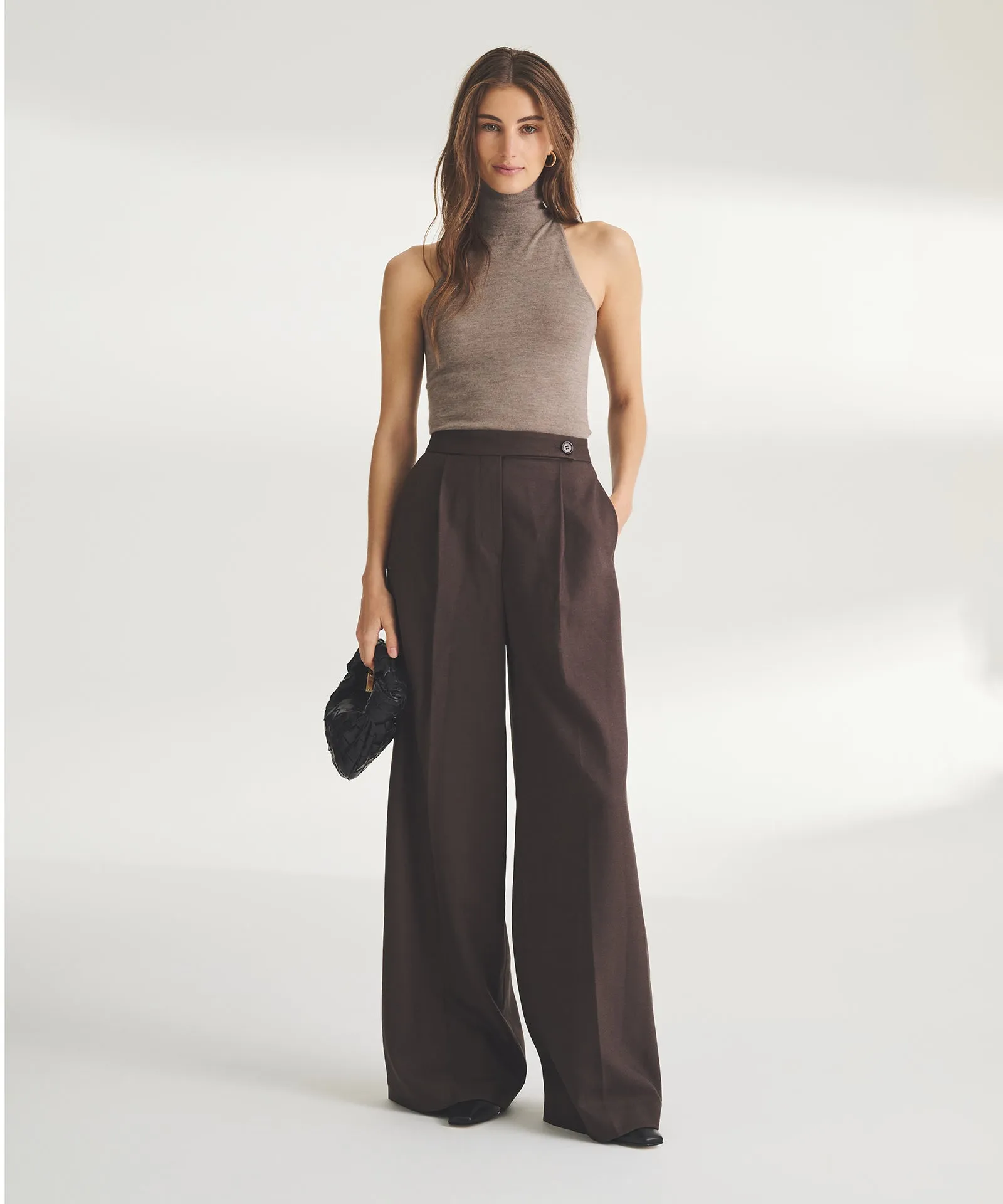 Super Fine Cashmere Sleeveless Turtleneck