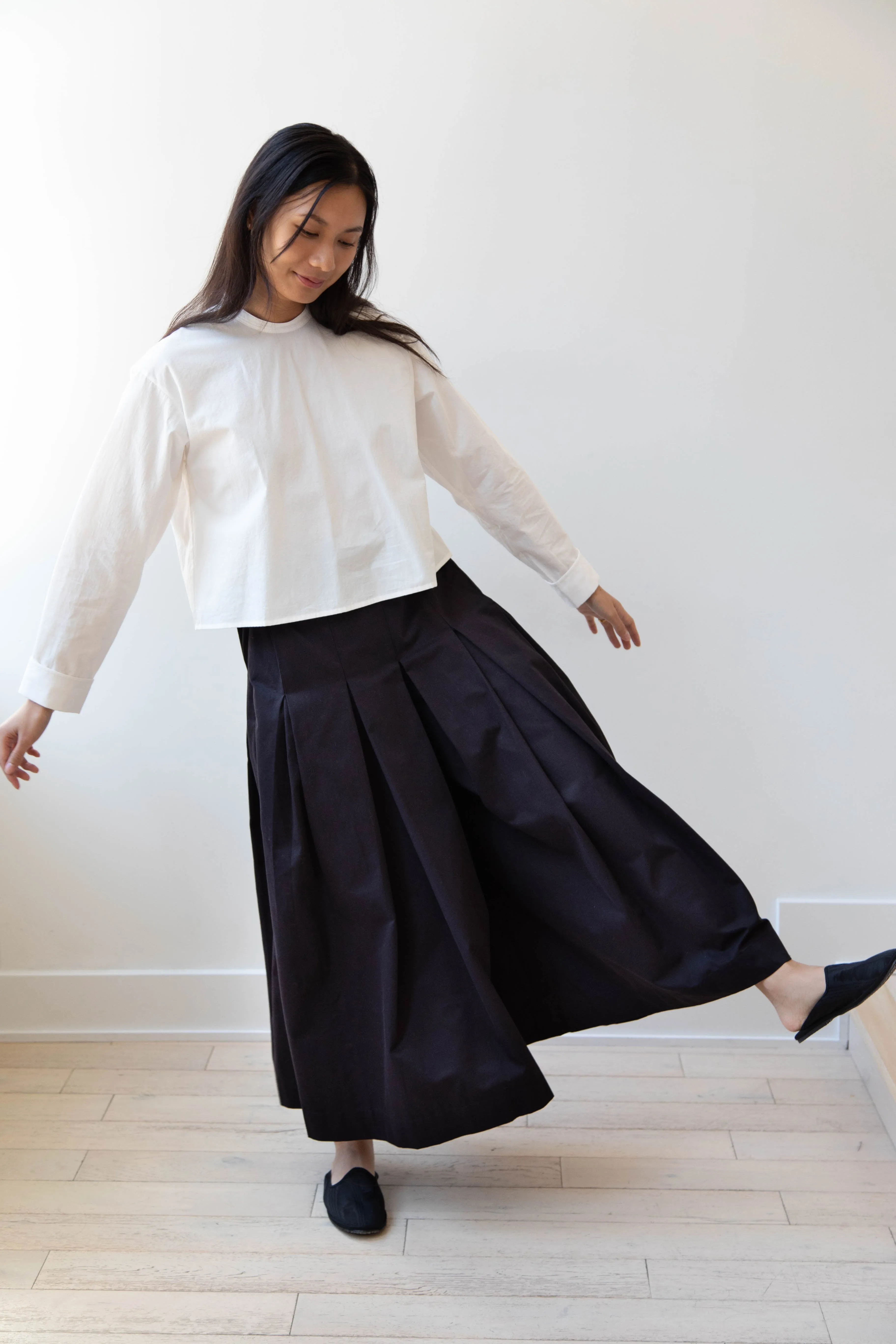 Unisecon | Rayna Pants in Black