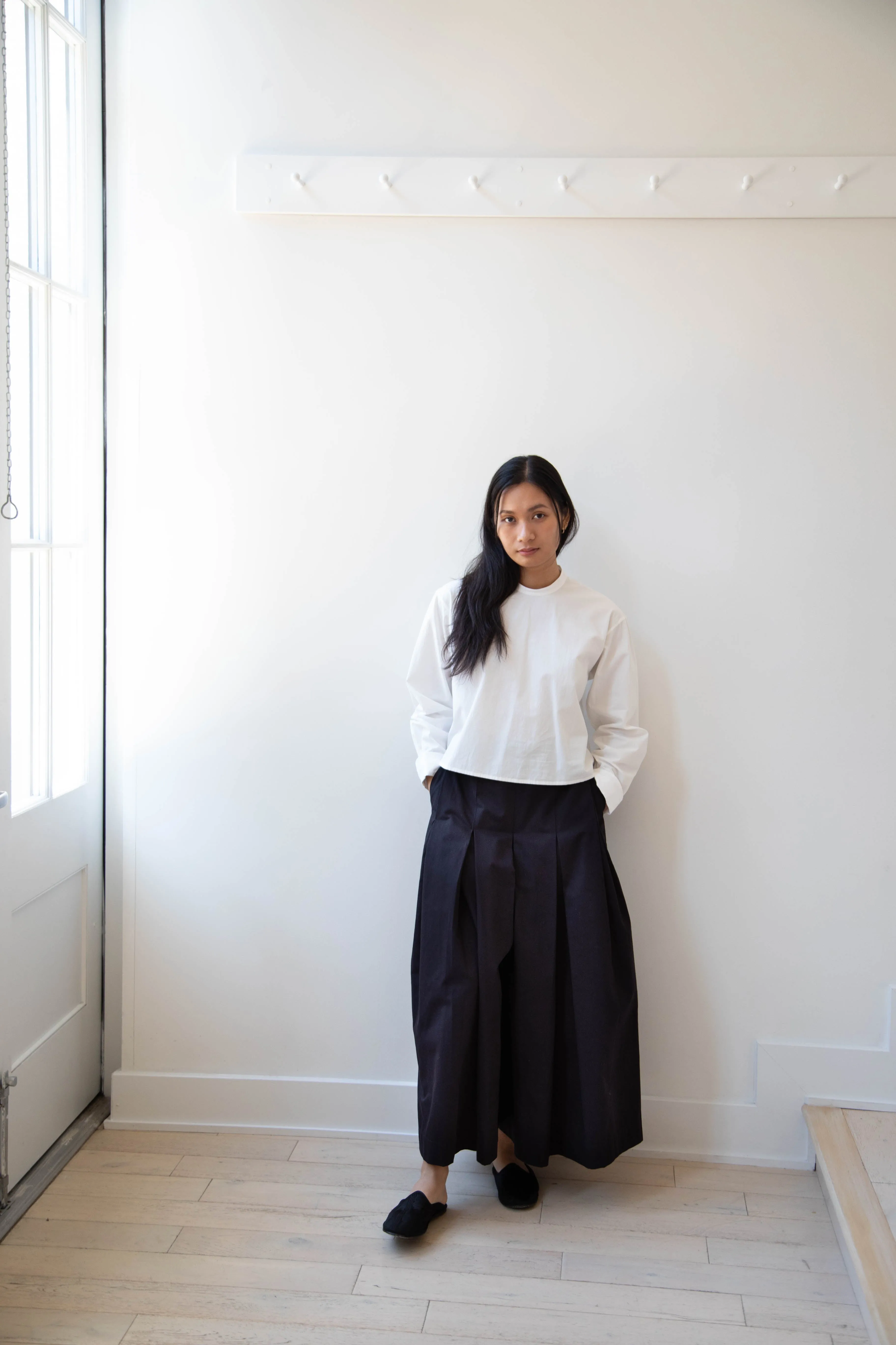 Unisecon | Rayna Pants in Black