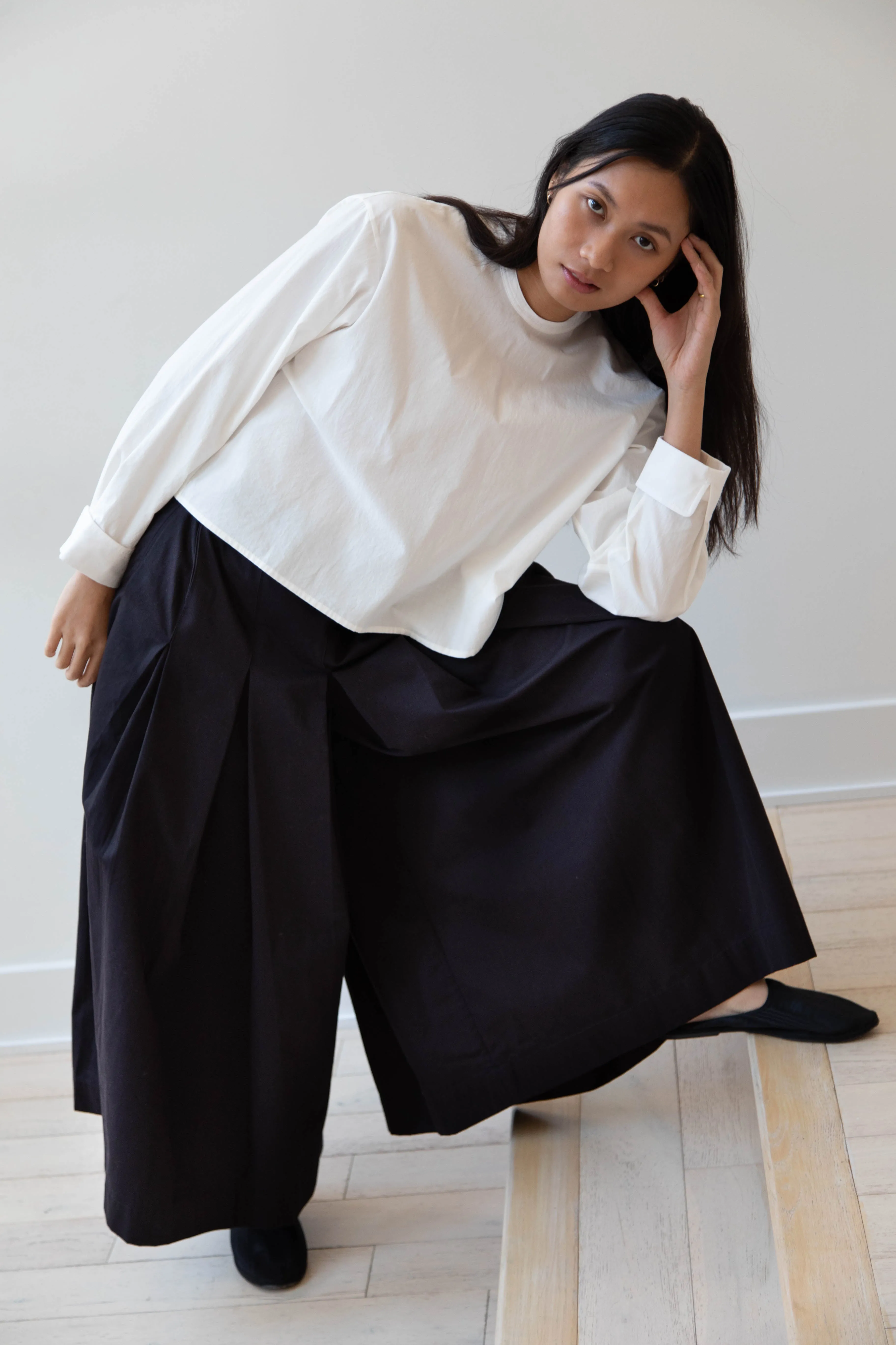 Unisecon | Rayna Pants in Black