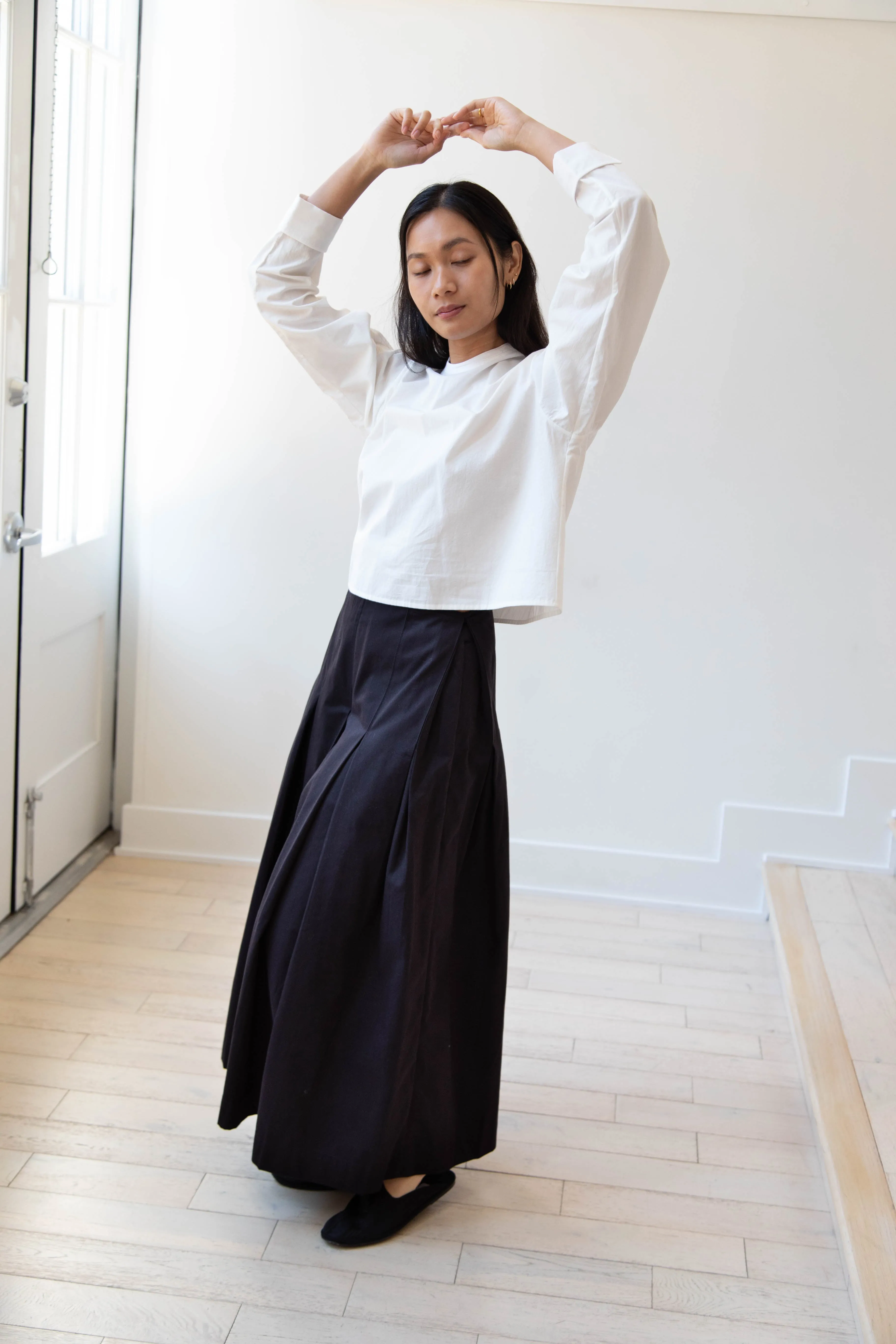 Unisecon | Rayna Pants in Black